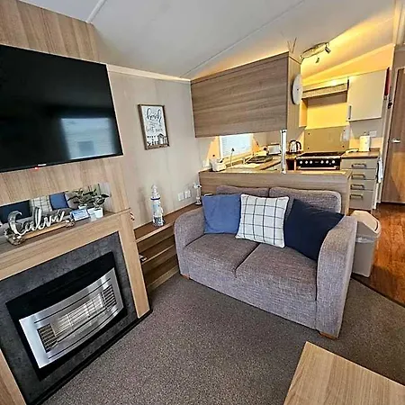 Hotel Oak Green- Award Winning Caravan!